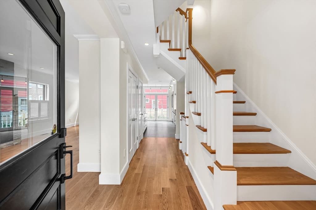 2 Kenway St, Cambridge MA 02138 photo 4