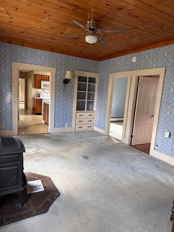 3 Family at 353 Chestnut St, Gardner MA 01440, Gardner, photo 6 of 39