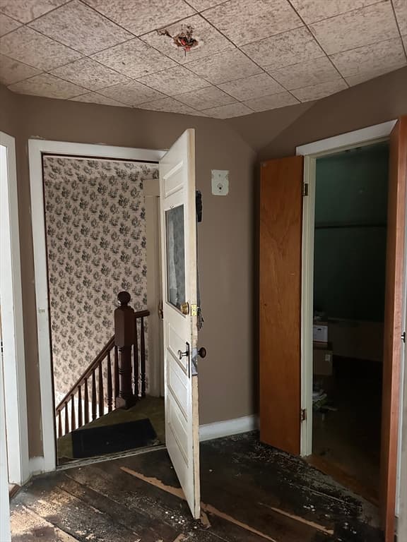 3 Family at 353 Chestnut St, Gardner MA 01440, Gardner, photo 29 of 39