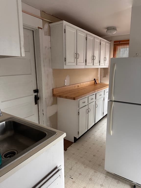 3 Family at 353 Chestnut St, Gardner MA 01440, Gardner, photo 25 of 39