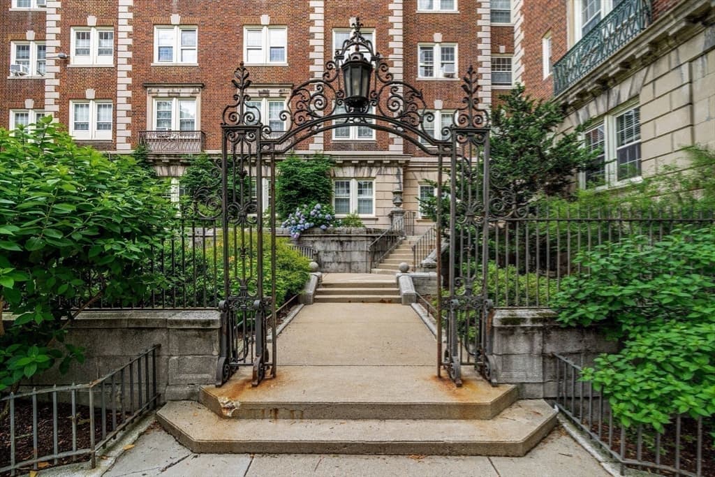 5 Arlington Street # 25, Cambridge MA 02420 photo 24
