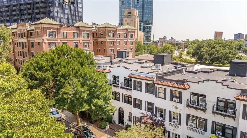 Condominium at 18 Medfield St. # 4, Boston MA 02215, Boston, photo 24 of 30