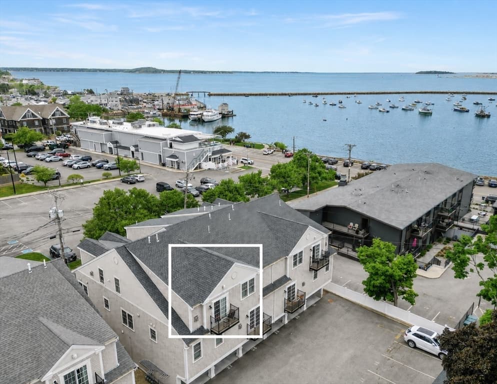 Condominium at 27 Howland # 7, Plymouth MA 02360, Plymouth, photo 2 of 39