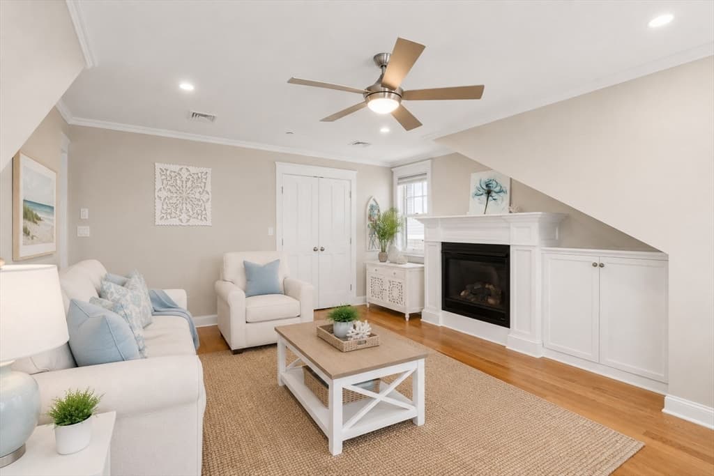 Condominium at 27 Howland # 7, Plymouth MA 02360, Plymouth, photo 5 of 39