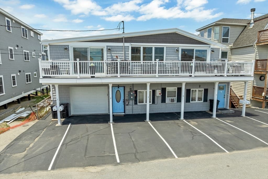 96 Atlantic Ave, Salisbury MA 01952