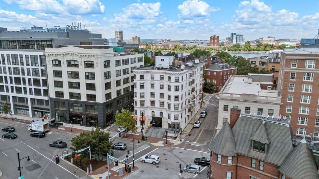 Condominium at 636 Beacon St # 505, Boston MA 02215, photo 20 of 26