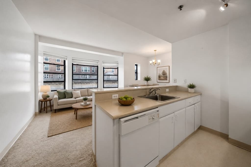 Condominium at 636 Beacon St # 505, Boston MA 02215, photo 4 of 26