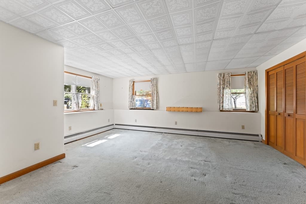 Single Family Residence at 48 Westbrook Dr, Seekonk MA 02771, Seekonk, photo 26 of 33