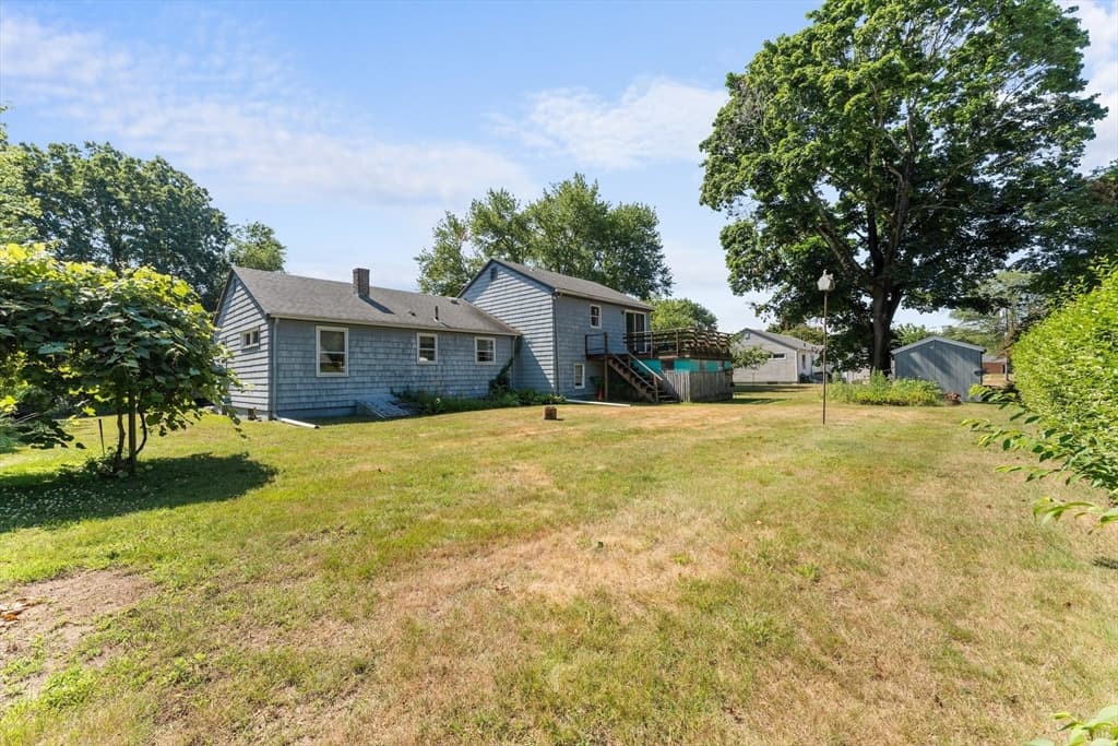Single Family Residence at 48 Westbrook Dr, Seekonk MA 02771, Seekonk, photo 32 of 33
