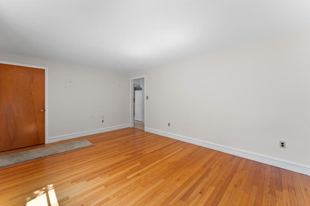 Single Family Residence at 48 Westbrook Dr, Seekonk MA 02771, Seekonk, photo 18 of 33