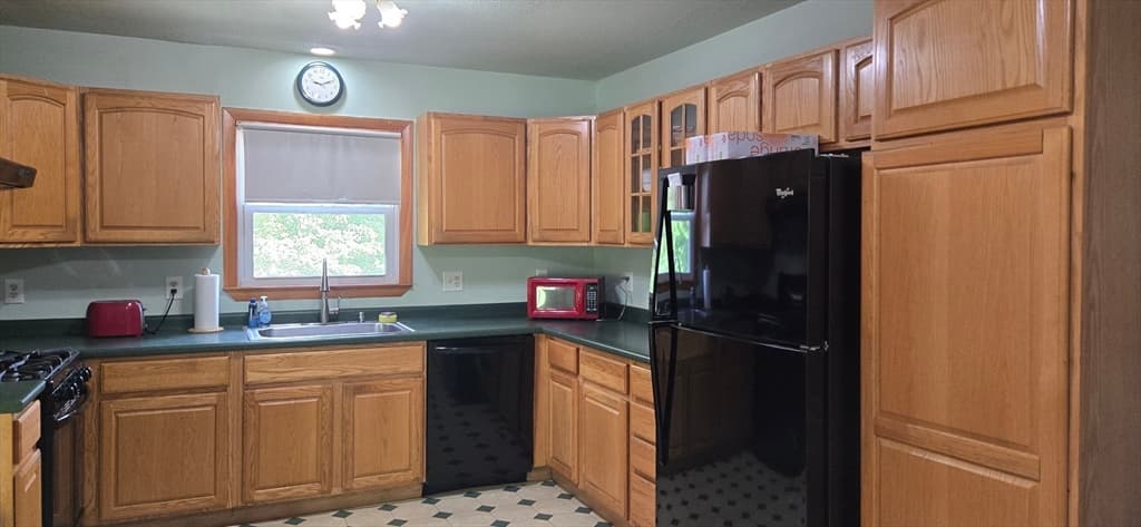 36 Middlesex Road, Tyngsborough MA 01879 photo 2