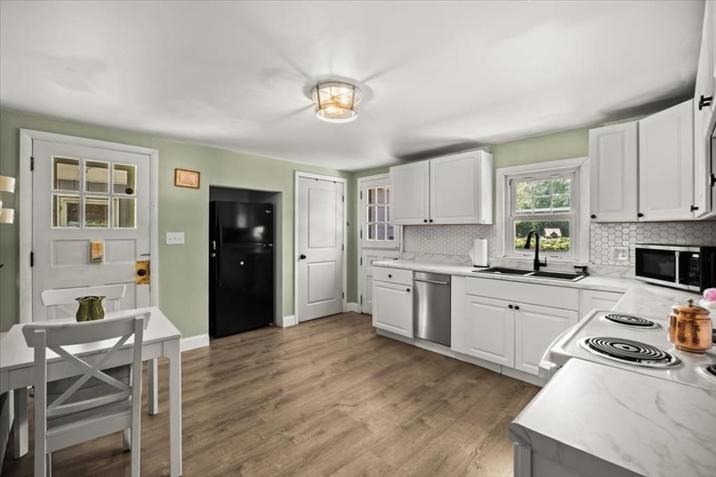 600 Randolph, Abington MA 02351 photo 4