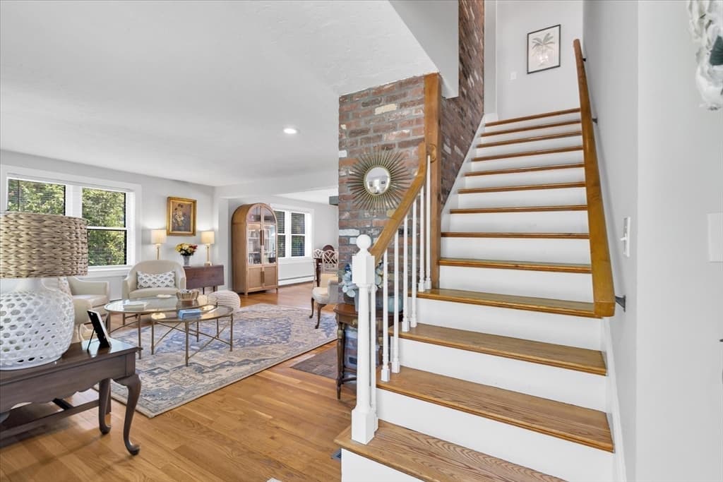 Single Family Residence at 27 Crestview Dr, Sandwich MA 02537, Sandwich, photo 6 of 41
