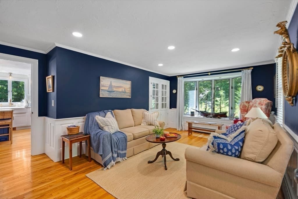 Single Family Residence at 27 Crestview Dr, Sandwich MA 02537, Sandwich, photo 17 of 41
