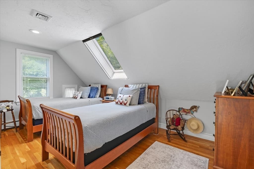 Single Family Residence at 27 Crestview Dr, Sandwich MA 02537, Sandwich, photo 33 of 41