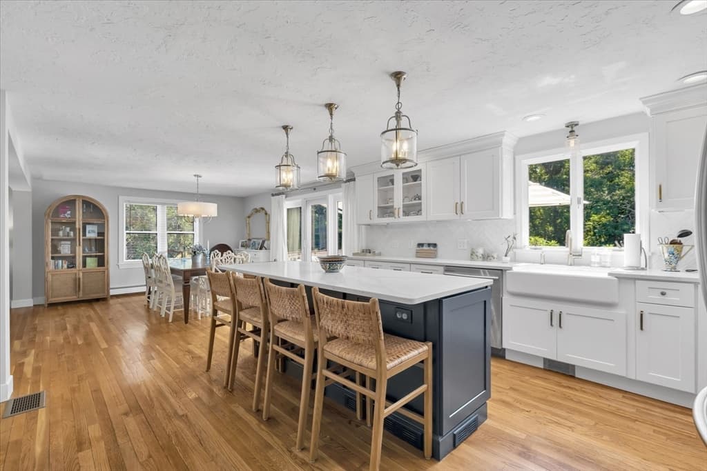 Single Family Residence at 27 Crestview Dr, Sandwich MA 02537, Sandwich, photo 15 of 41