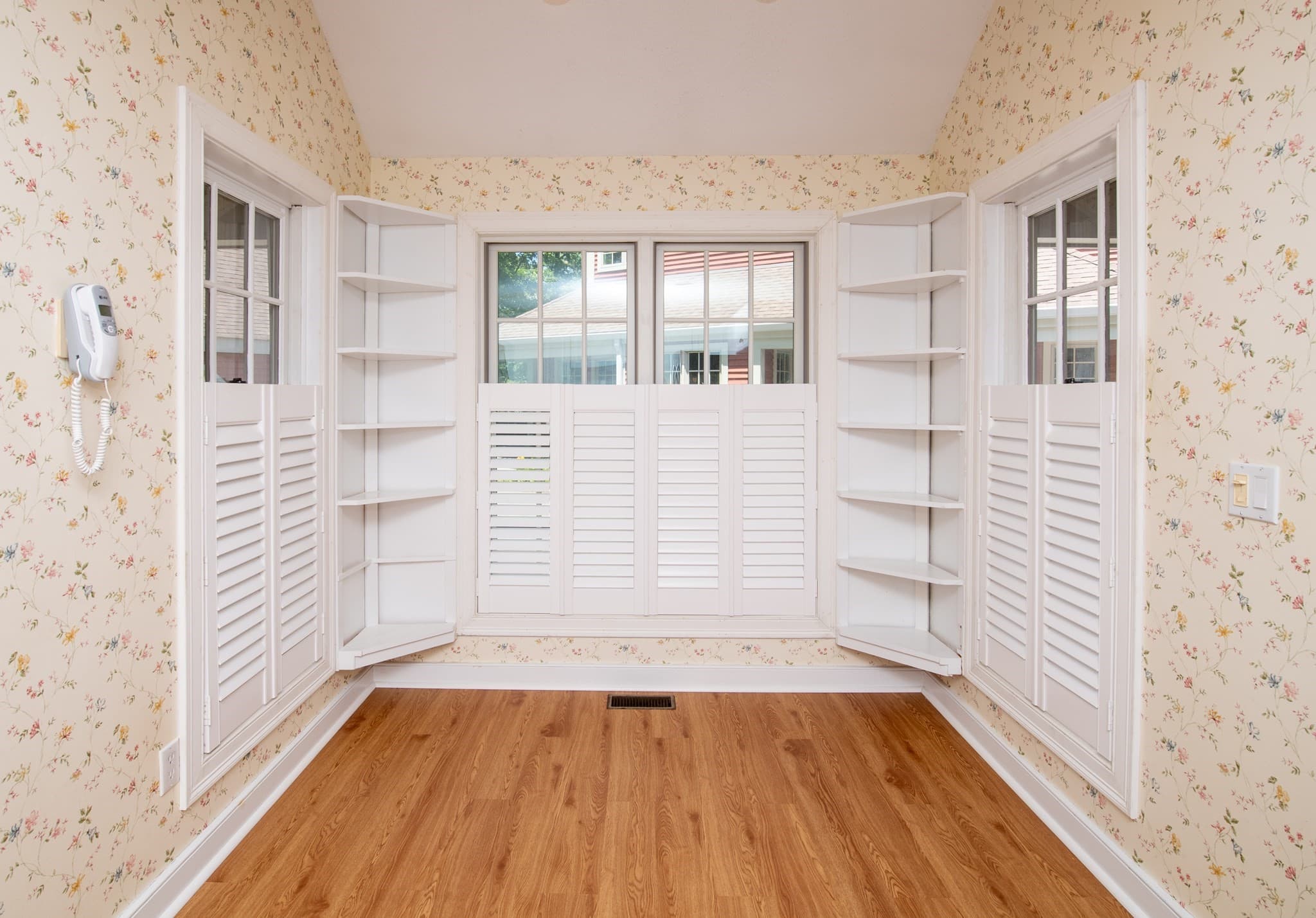 Single Family Residence at 10 Village Green Circle, Mashpee MA 02649, photo 6 of 42