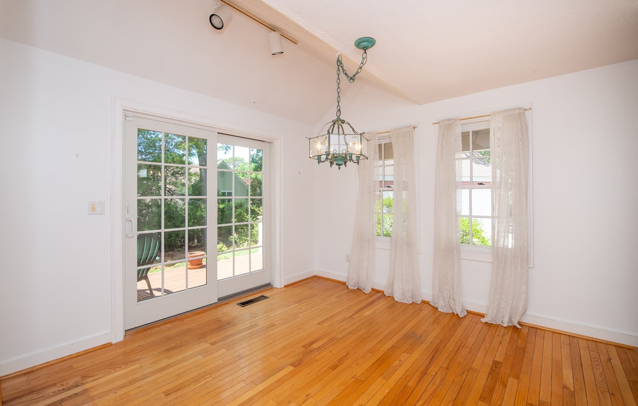 Single Family Residence at 10 Village Green Circle, Mashpee MA 02649, photo 9 of 42