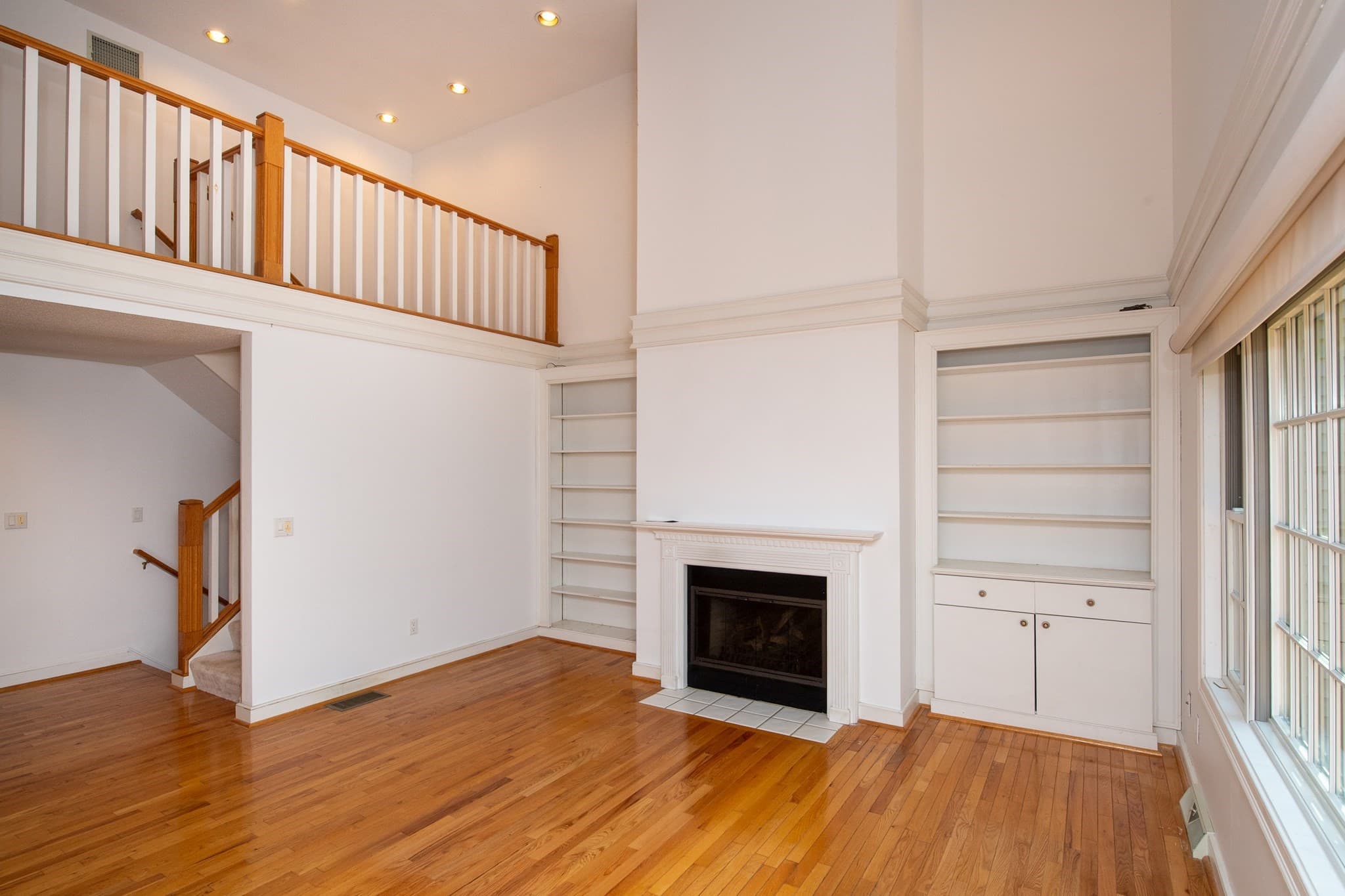 Single Family Residence at 10 Village Green Circle, Mashpee MA 02649, photo 10 of 42