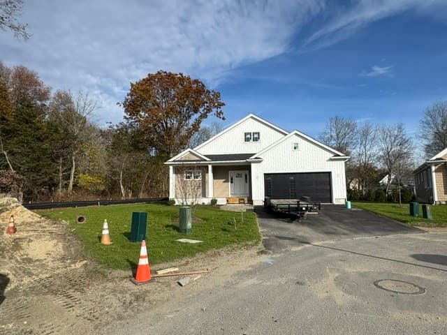 20 Coach Road, Easton MA 02356 photo 2