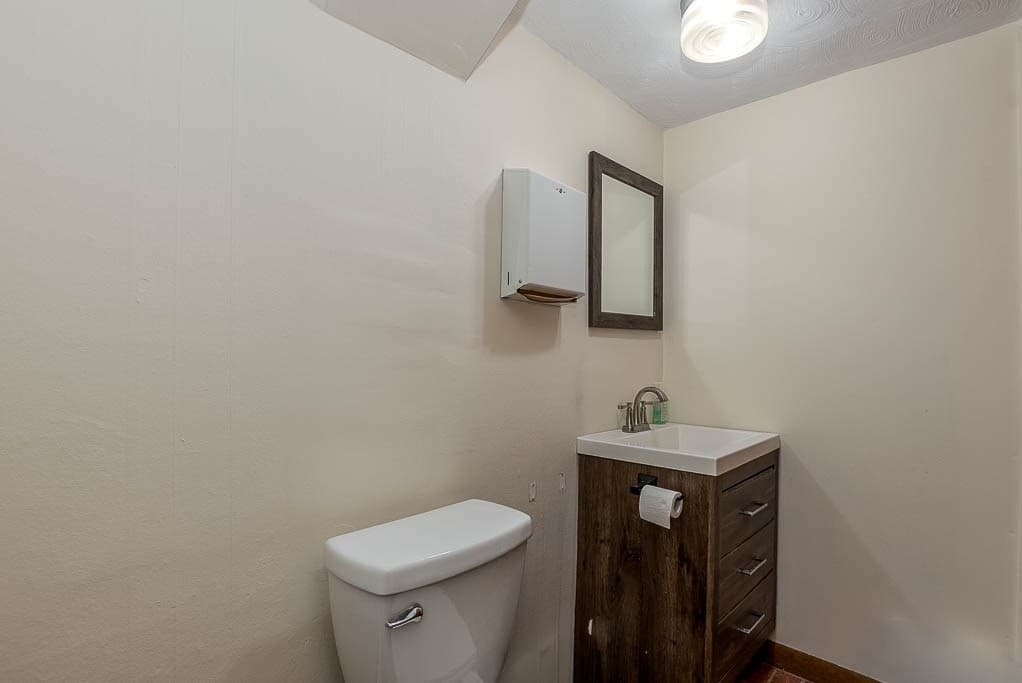27 Jefferson St, Taunton MA 02780 photo 9