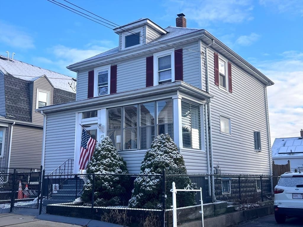 29 Adams Ave, Everett MA 02149 photo 3