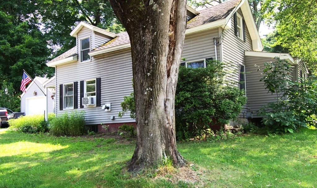 41 Worcester Street, Grafton MA 01519