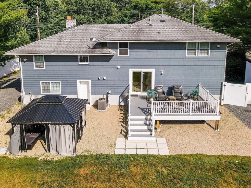 230 North St, Tewksbury MA 01876 photo 8