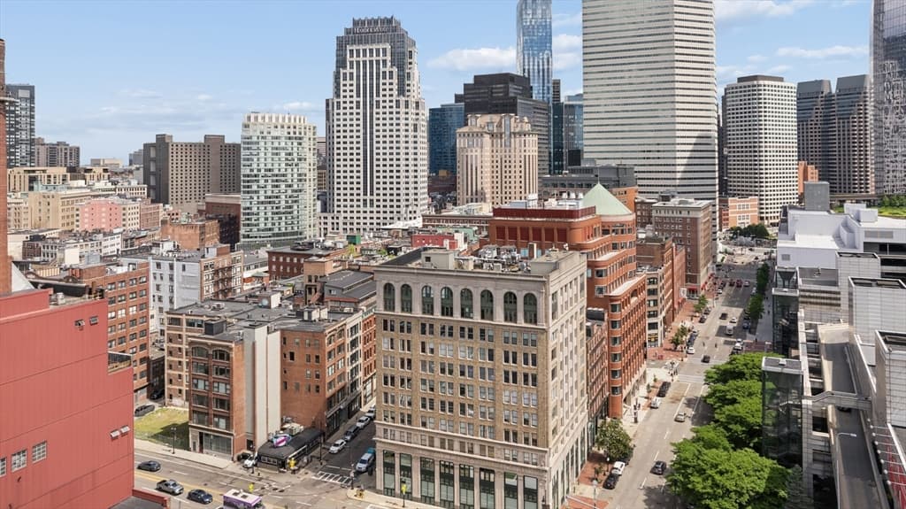 210 South Street # 6, Boston MA 02111