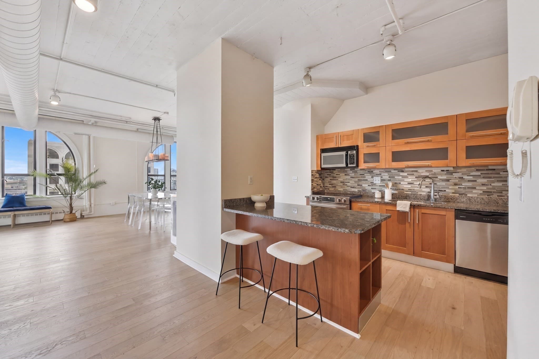 Condominium at 210 South Street # 6, Boston MA 02111, photo 4 of 20