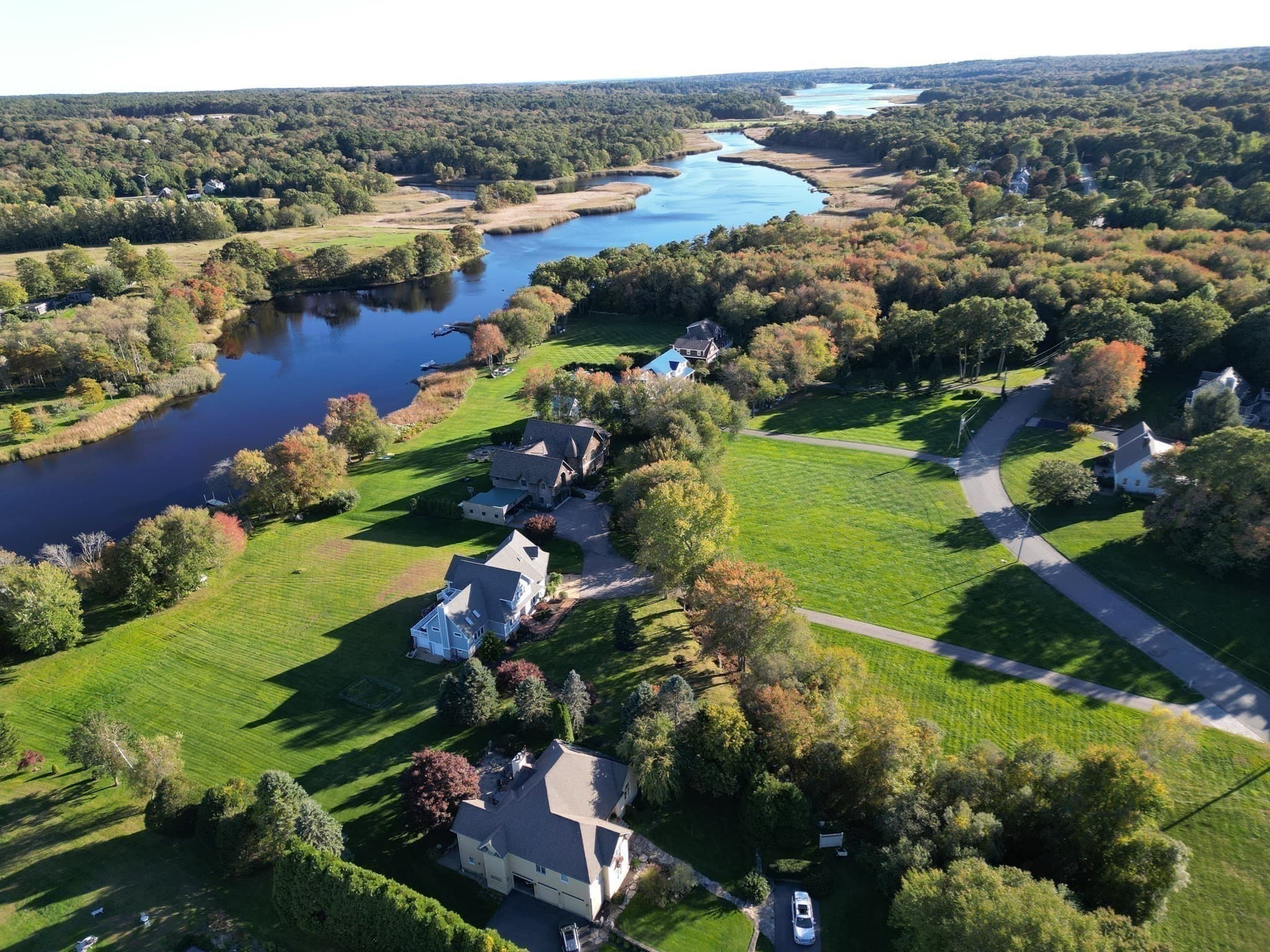Single Family Residence at 3 Sandpiper Dr, Westport MA 02790, photo 4 of 41