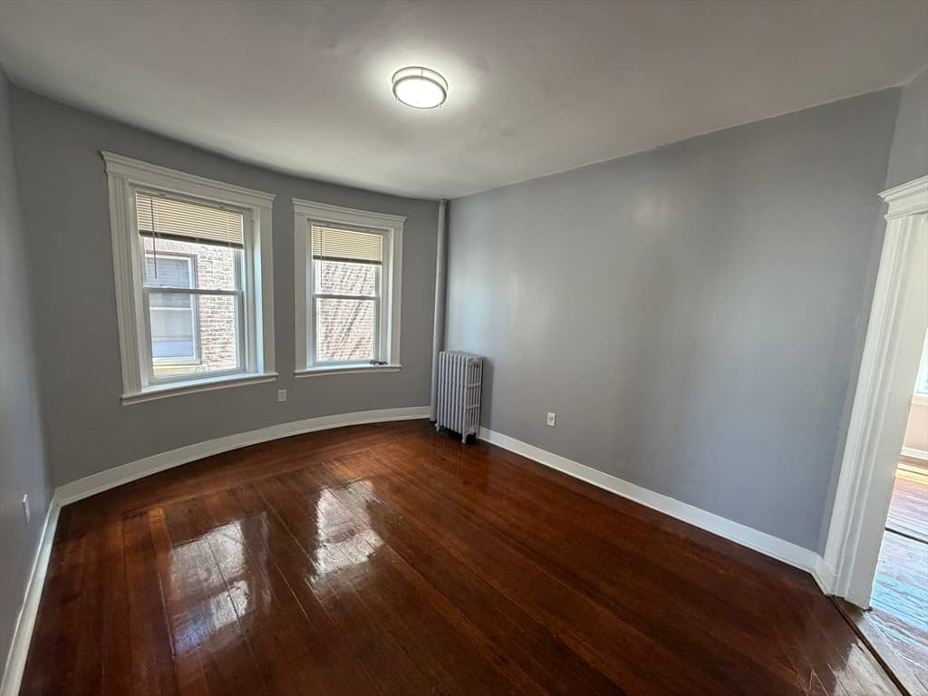 5-9 Family at 15 Codman Park, Boston MA 02119, photo 5 of 6