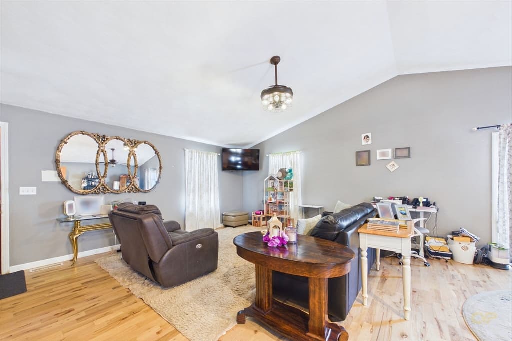 212 Haffards St, Fall River MA 02723 photo 16
