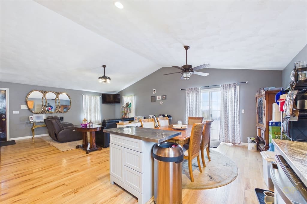 212 Haffards St, Fall River MA 02723 photo 10