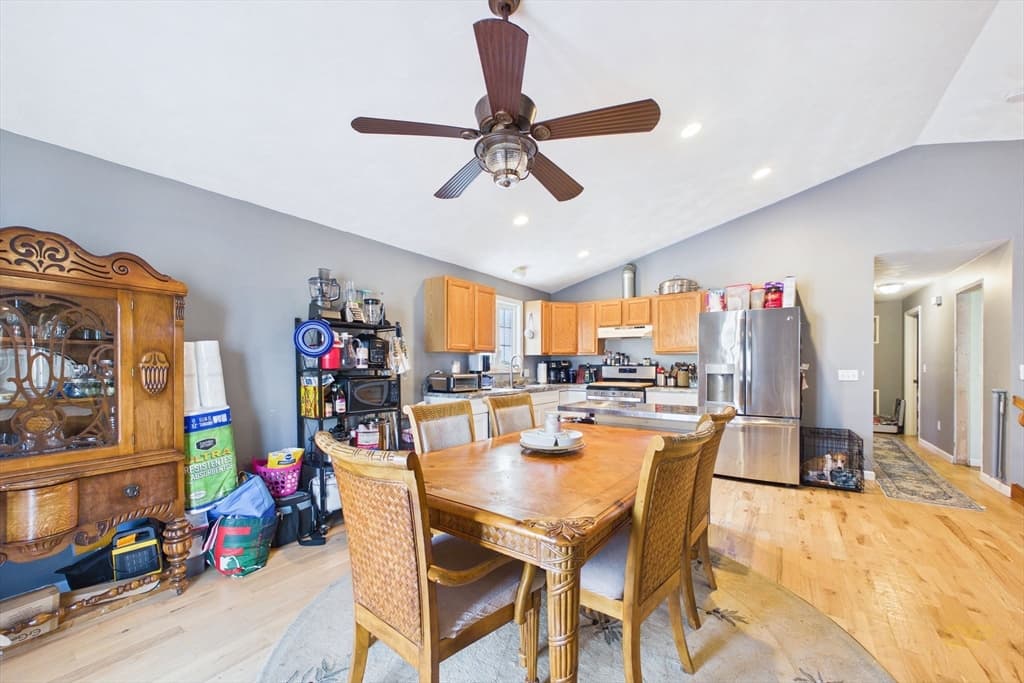 212 Haffards St, Fall River MA 02723 photo 11