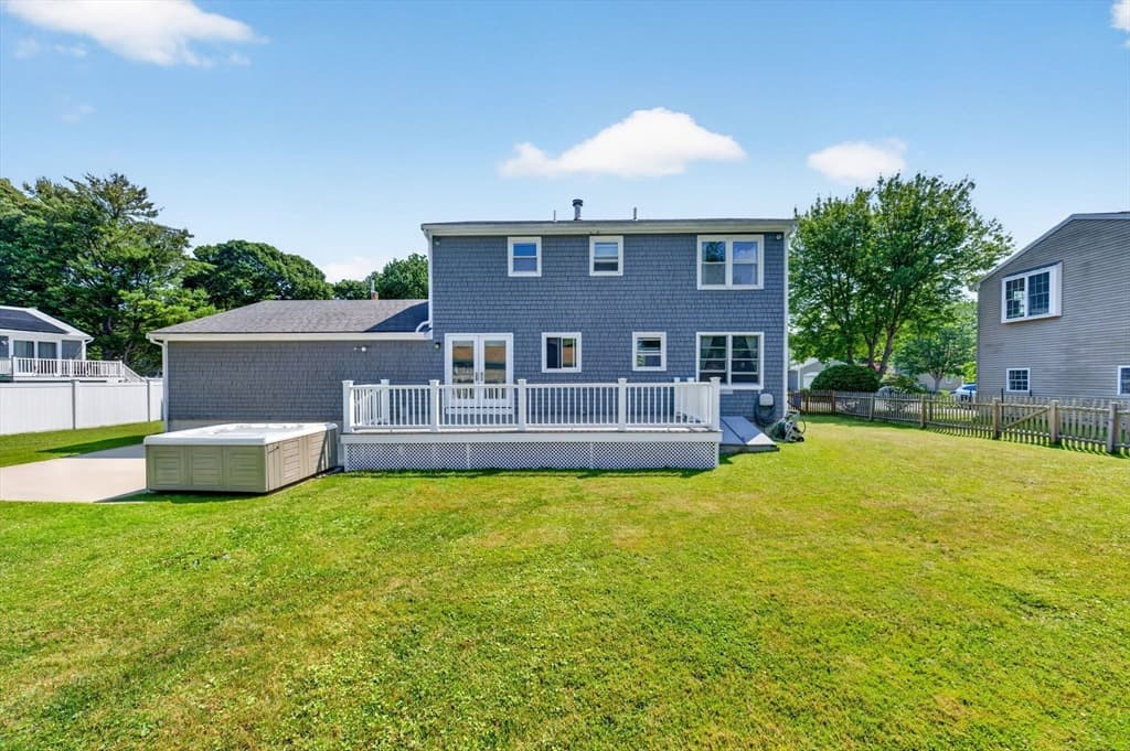 21 Sefton Drive, Bristol RI 02809 photo 5