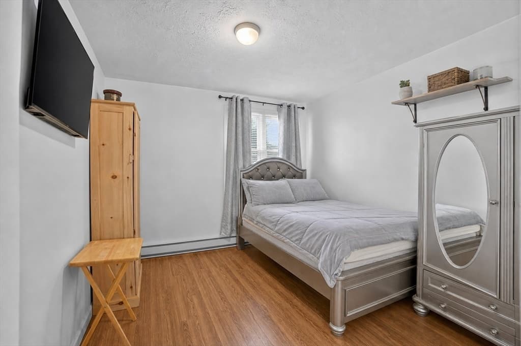 4 Family at 350 S Broadway, Lawrence MA 01843, Lawrence, photo 16 of 35