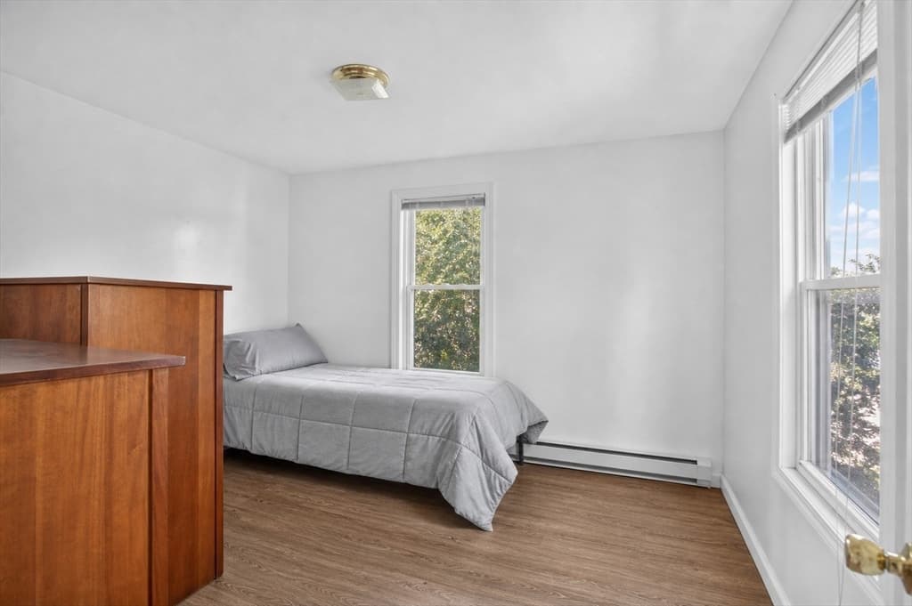 4 Family at 350 S Broadway, Lawrence MA 01843, Lawrence, photo 18 of 35