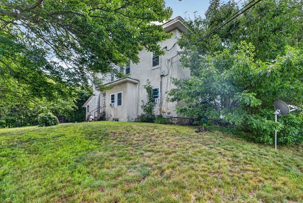 4 Family at 350 S Broadway, Lawrence MA 01843, Lawrence, photo 35 of 35