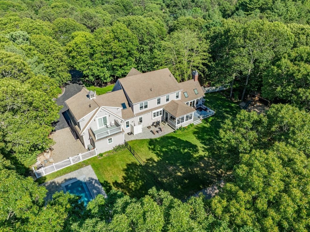 Single Family Residence at 239 Oxford Drive, Barnstable MA 02635, Barnstable, photo 3 of 40