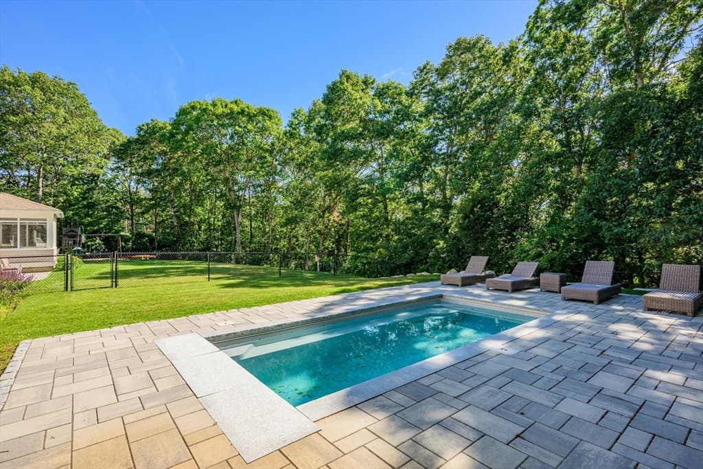 Single Family Residence at 239 Oxford Drive, Barnstable MA 02635, Barnstable, photo 5 of 40