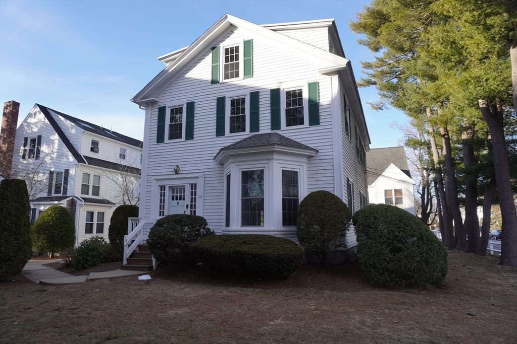 28 Court Street, Mansfield MA 02048