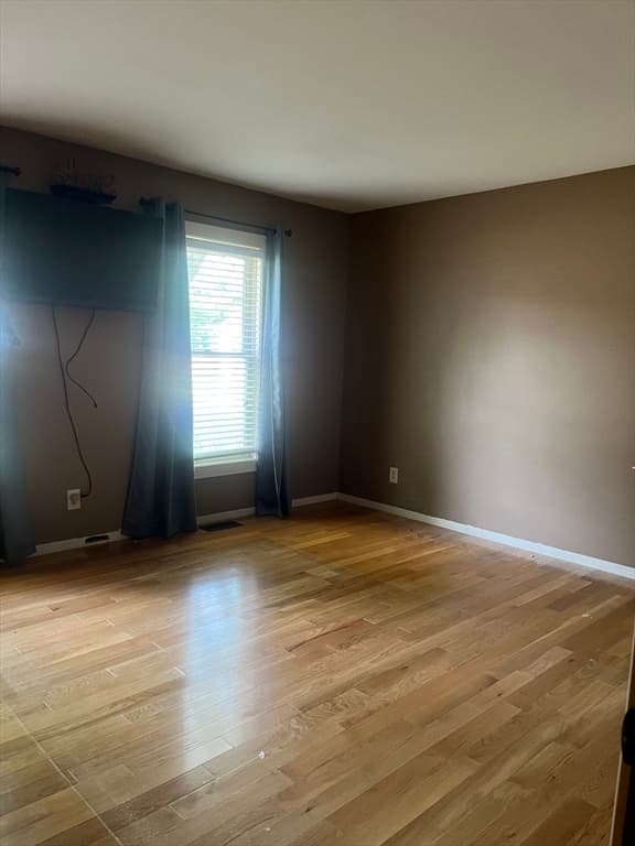 Single Family Residence at 25 Amos Drive, Springfield MA 01118, Springfield, photo 13 of 21
