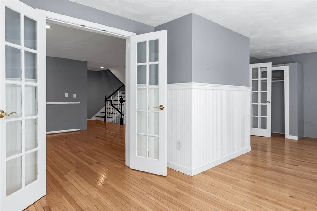 Single Family Residence at 30 Benham St, Haverhill MA 01830, photo 7 of 35