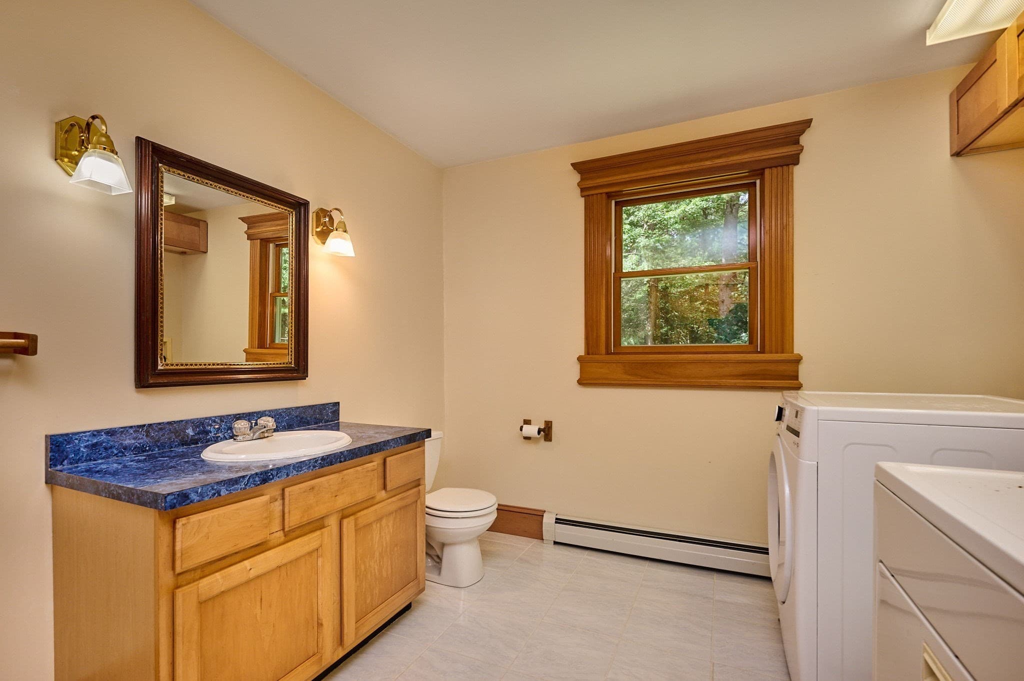 Single Family Residence at 2 Eastwood Dr, Southampton MA 01073, Southampton, photo 22 of 42