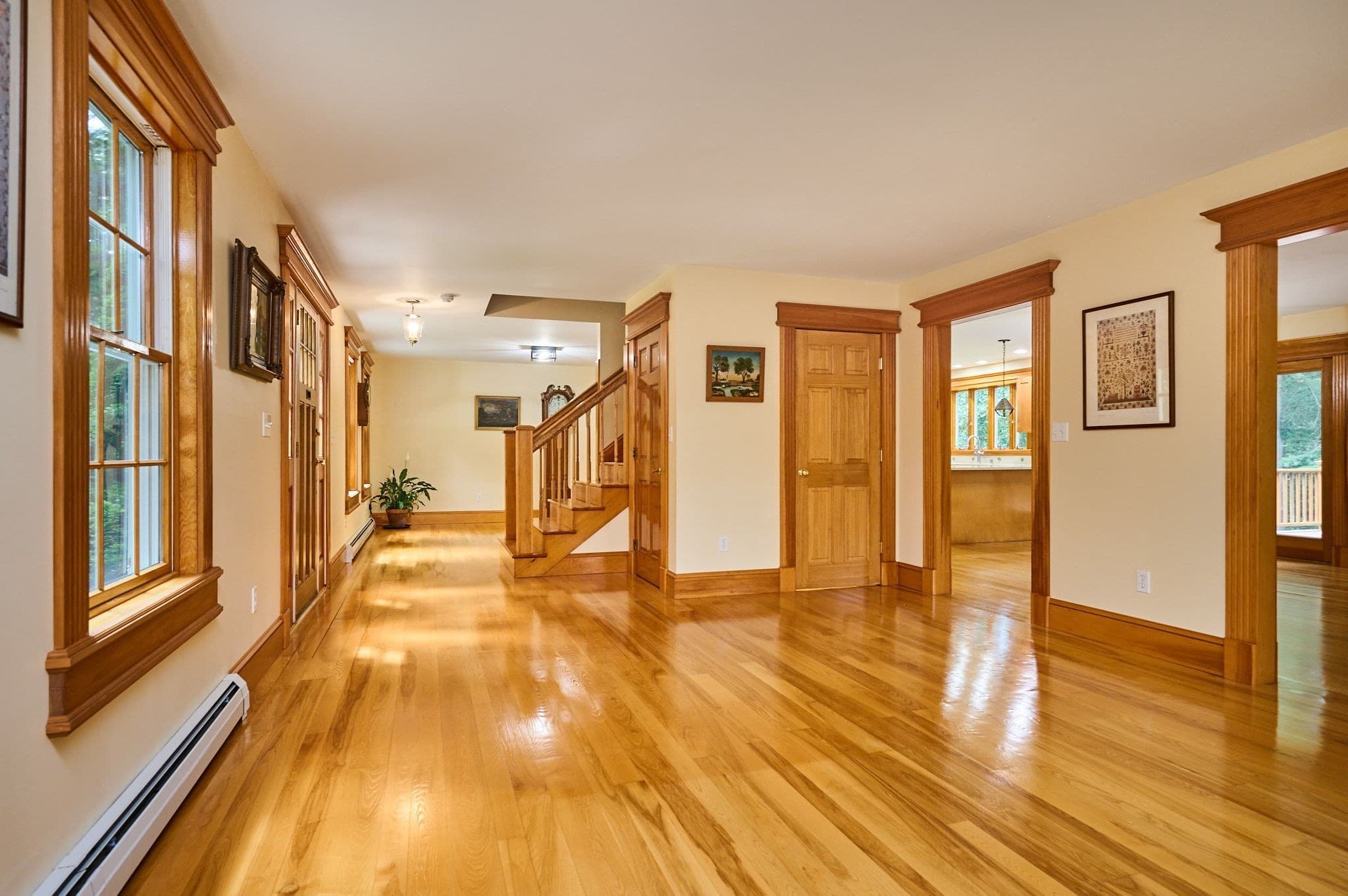Single Family Residence at 2 Eastwood Dr, Southampton MA 01073, Southampton, photo 8 of 42