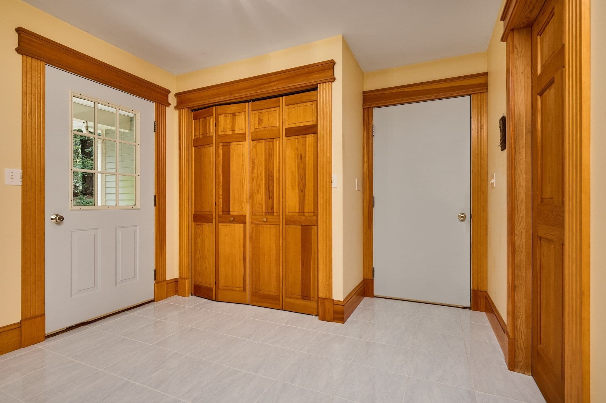 Single Family Residence at 2 Eastwood Dr, Southampton MA 01073, Southampton, photo 21 of 42