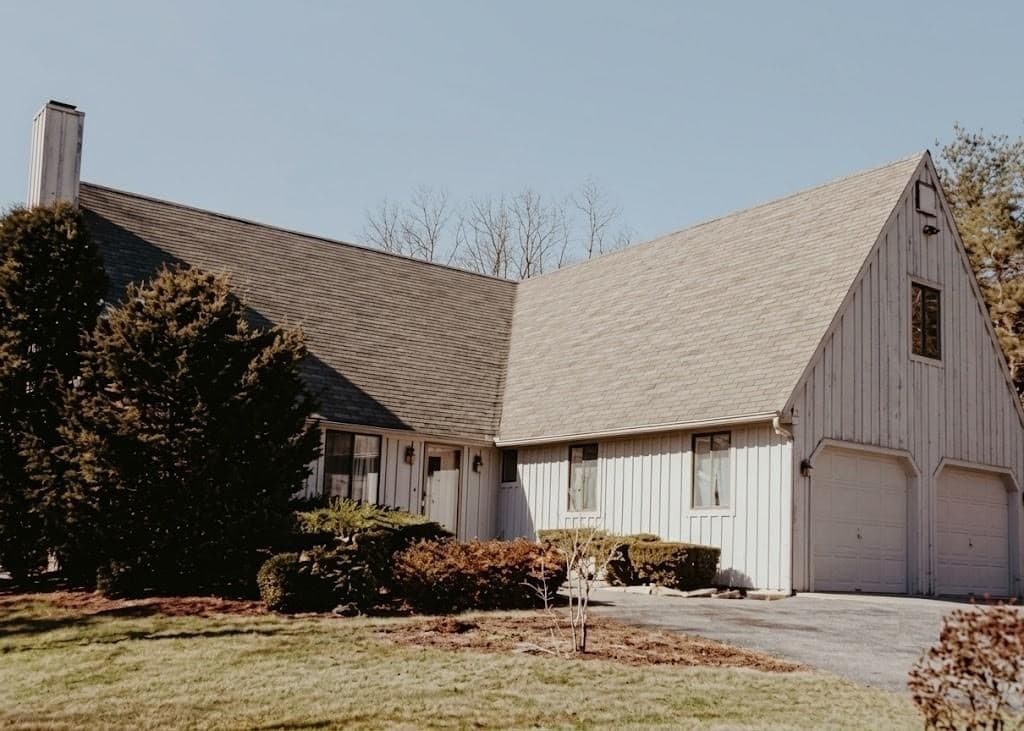 7 Tabor Hill Road, North Smithfield RI 02896