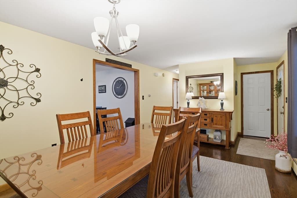 Single Family Residence at 51 Briarcliff St, Springfield MA 01128, Springfield, photo 7 of 42