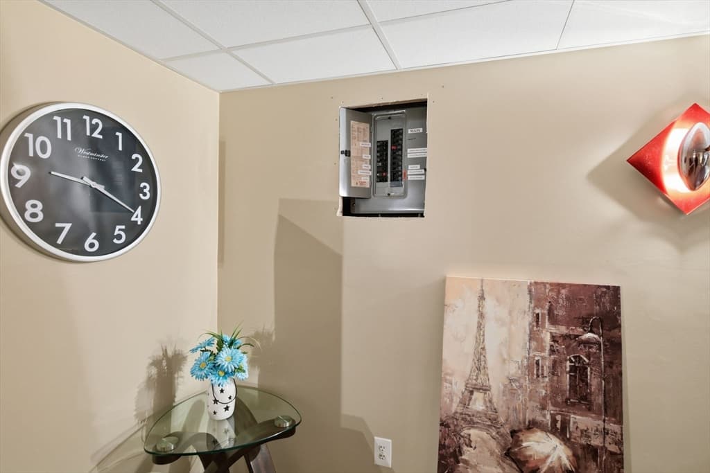 Single Family Residence at 51 Briarcliff St, Springfield MA 01128, Springfield, photo 37 of 42